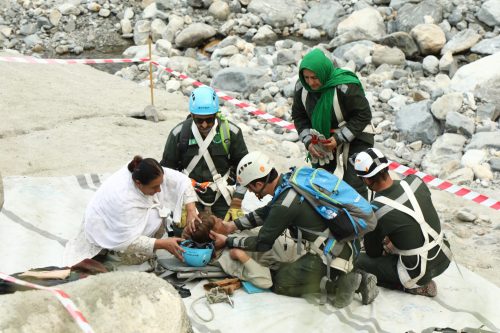 Gul Noori and Shemim training on First Aid with their team, Gilgit 2022.